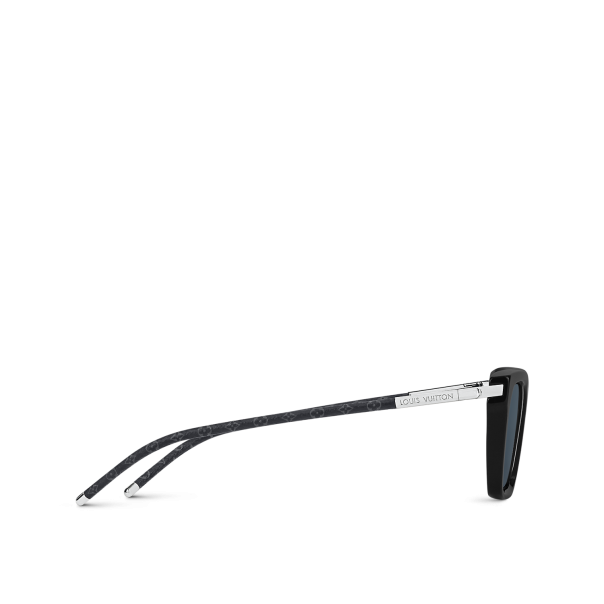 Cat-eyed metal frames are sure to impress all onlookers with the ® GF6092 gradient-lens sunglasses